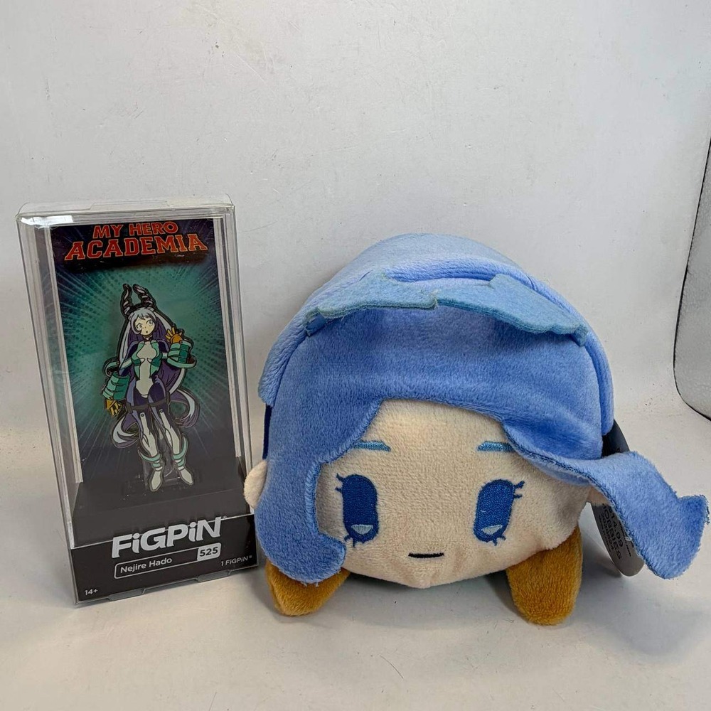 My Hero Academia Nejire Hado FiGPiN 525 and Mochibi Plush Set New